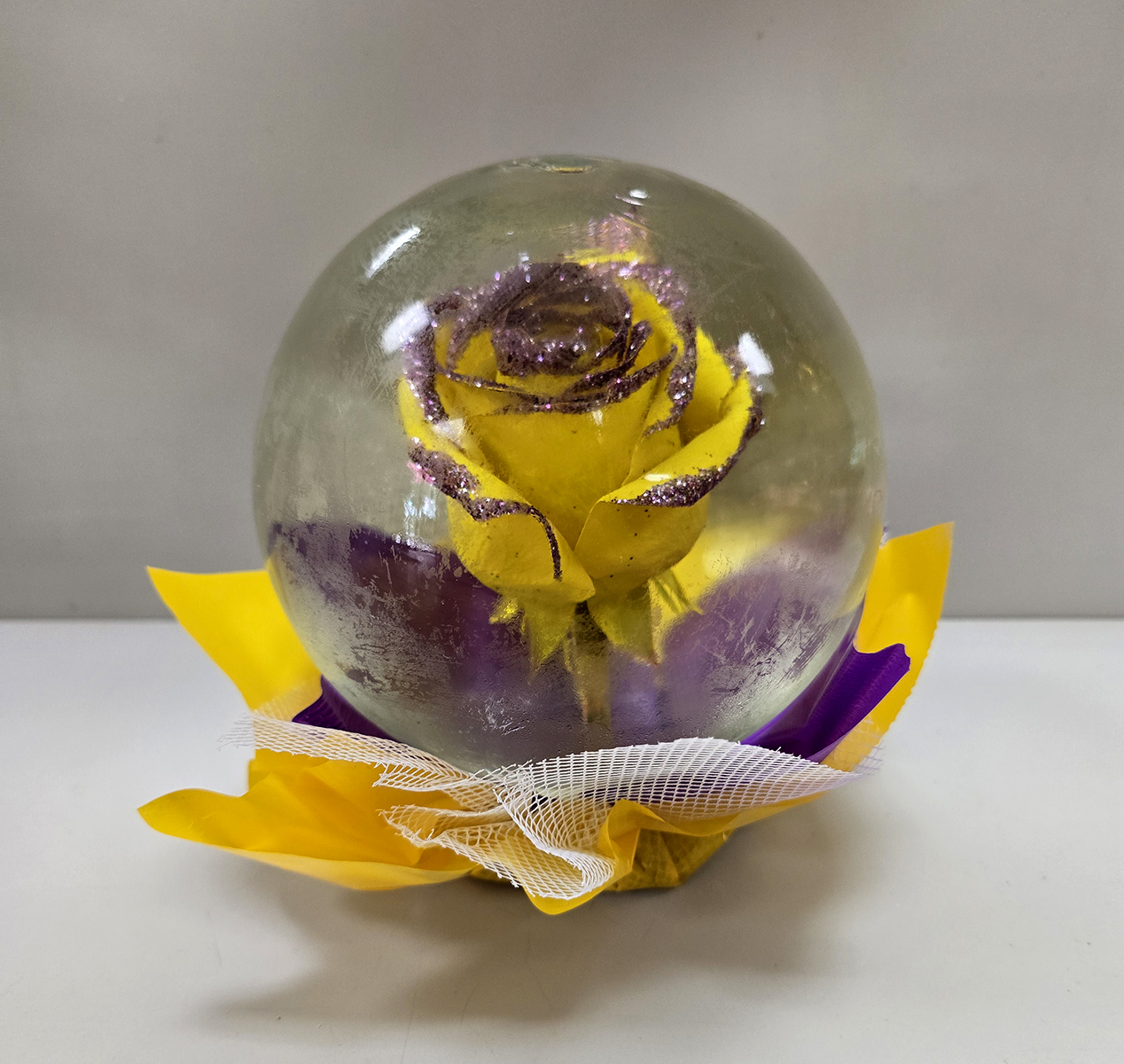 Rose Globe