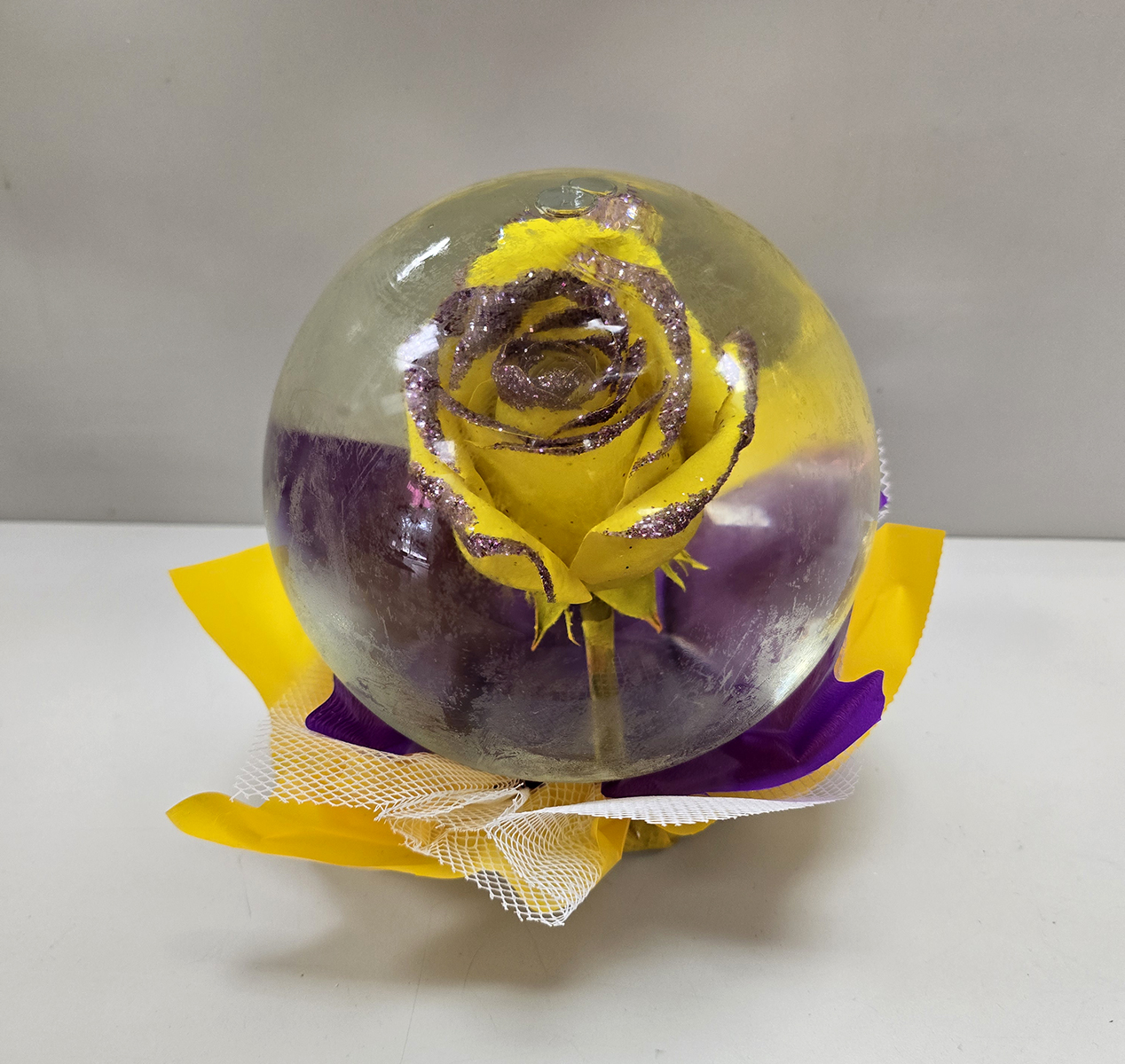 Rose Globe